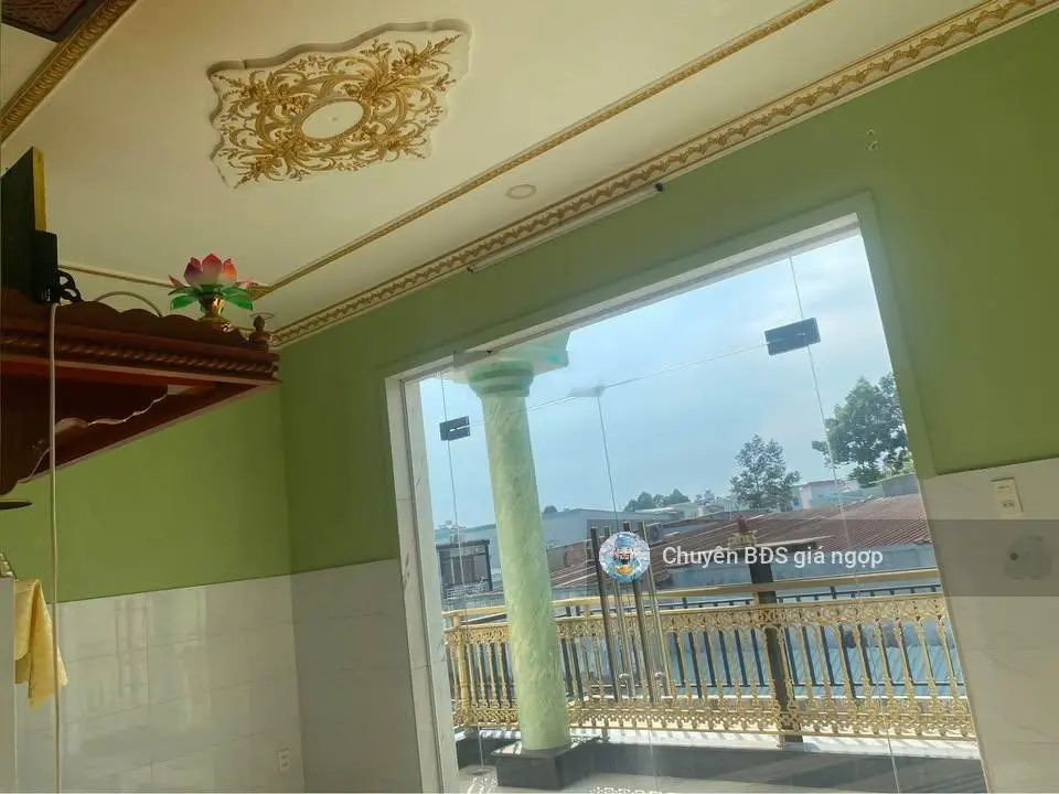 Bán gấp nhà 2 tầng- 120m2 ngộp bank - lã xuân oai quận 9 giá chỉ 4,5 tỷ - lh 0764751240