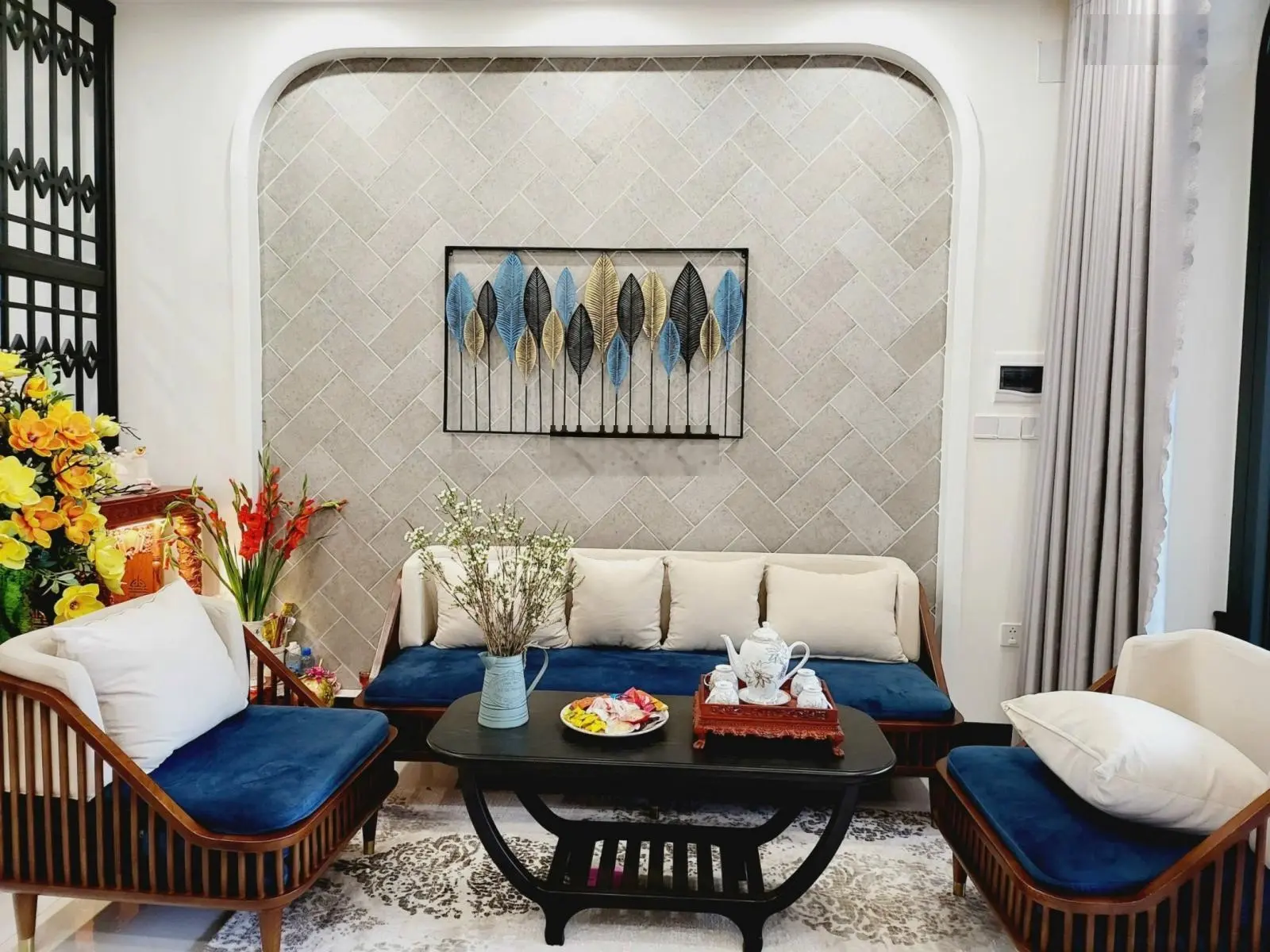 Nhà 3 tầng mặt tiền đường Số 7 Mỹ Gia, Gói 2 TP Nha Trang. Full nội thất đẹp. Giá 5.8 tỷ