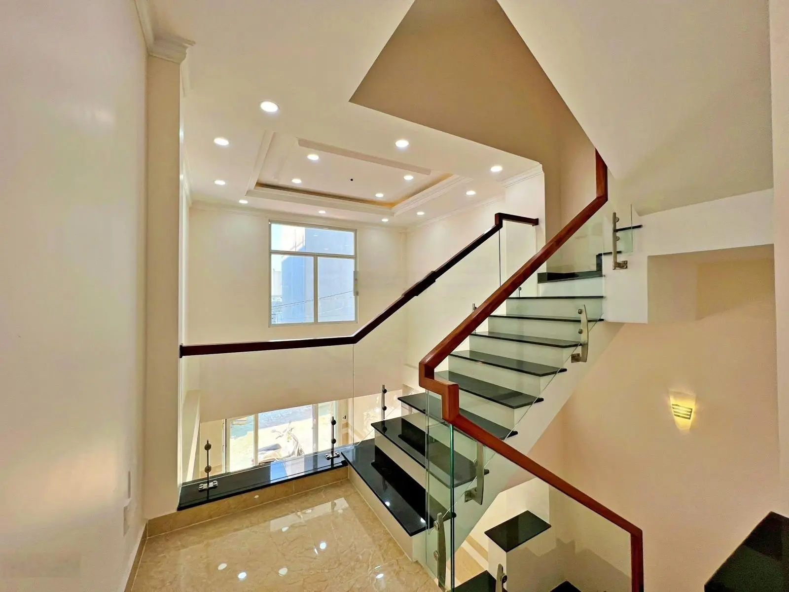 Siêu phẩm 60m2 - hiệp bình phước - 4 lầu hoàn công - chỉ 6.92 tỷ