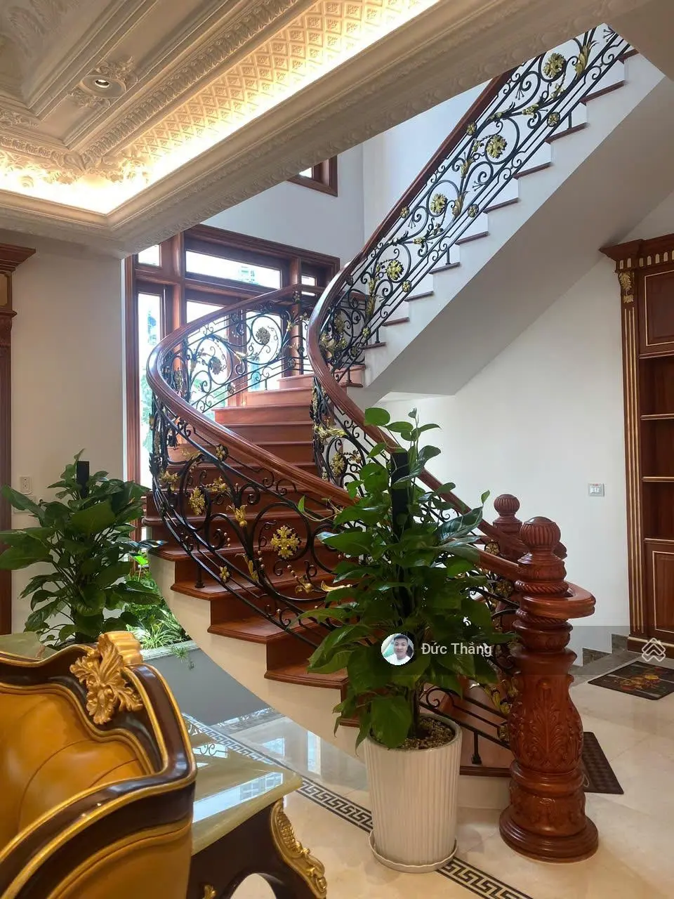 Biệt thự Tân Cảng 600m2 đất hầm 4 tầng View sông hoàn thiện full nội thất cao cấp mới 100%