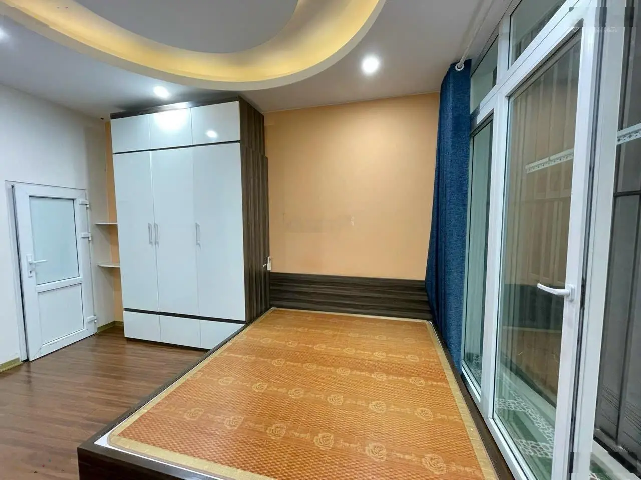 Bán nhà 6 tầng chung cư mini ở Cầu Diễn - Bắc Từ Liêm,dt 43m2 x 6 tầng giá 8,9 tỷ ngõ nông oto đậu