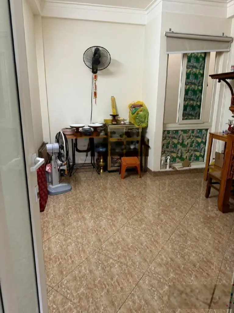 Bán nhà Cầu Giấy mặt ngõ ô tô tránh, kinh doanh đỉnh, ngõ thông - 2 thoáng full tiện ích