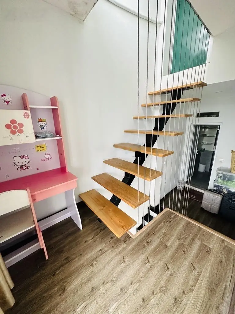 Siêu phẩm nhà dân xây 3 tầng, ngõ ô tô, kinh doanh, thửa đất vuông, mặt tiền rộng, chủ hợp tác bán