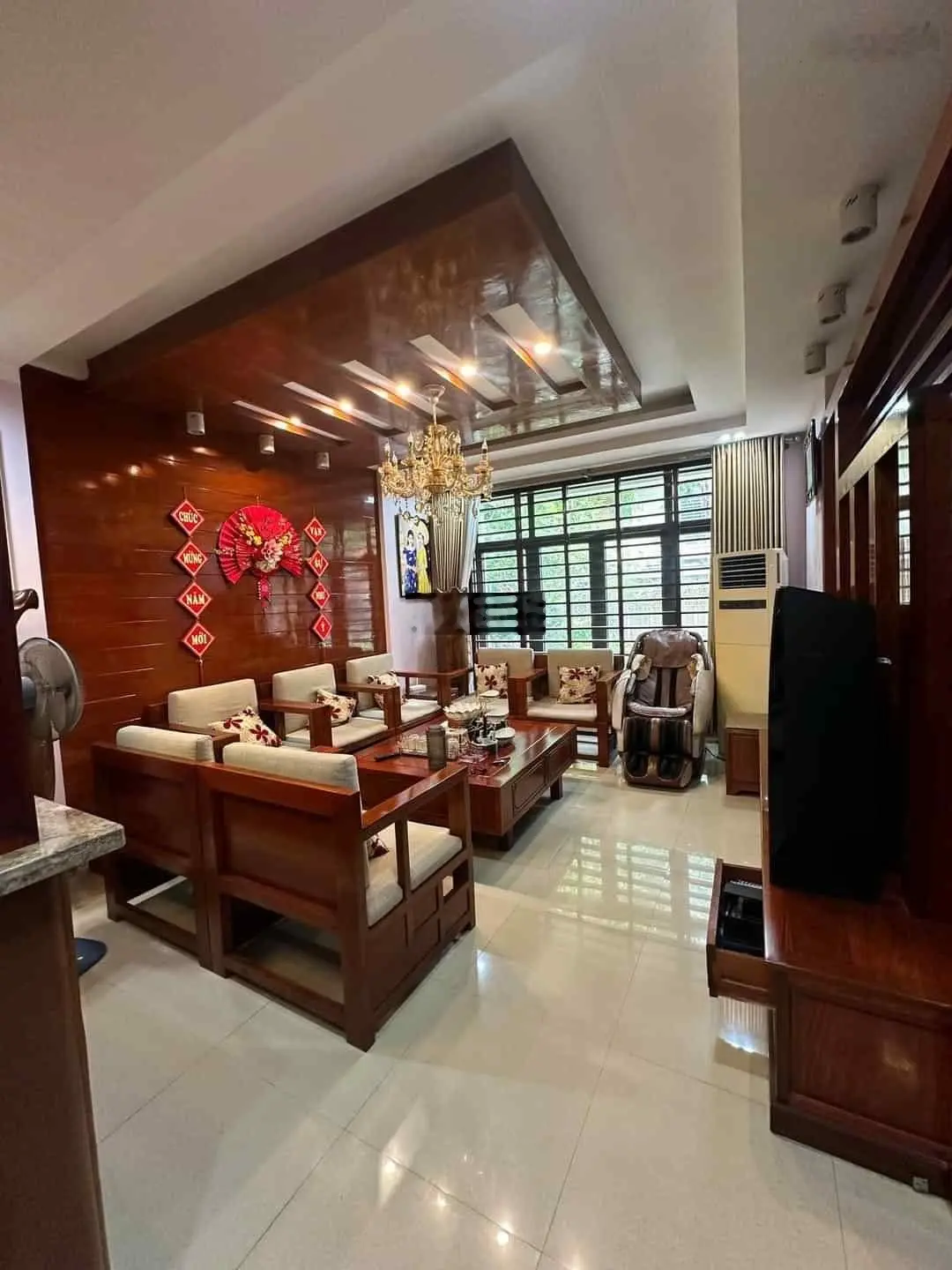Bán biệt thự KĐT Văn Phú, Hà Đông 200m2, 3 tầng, MT 10m = 34 tỷ