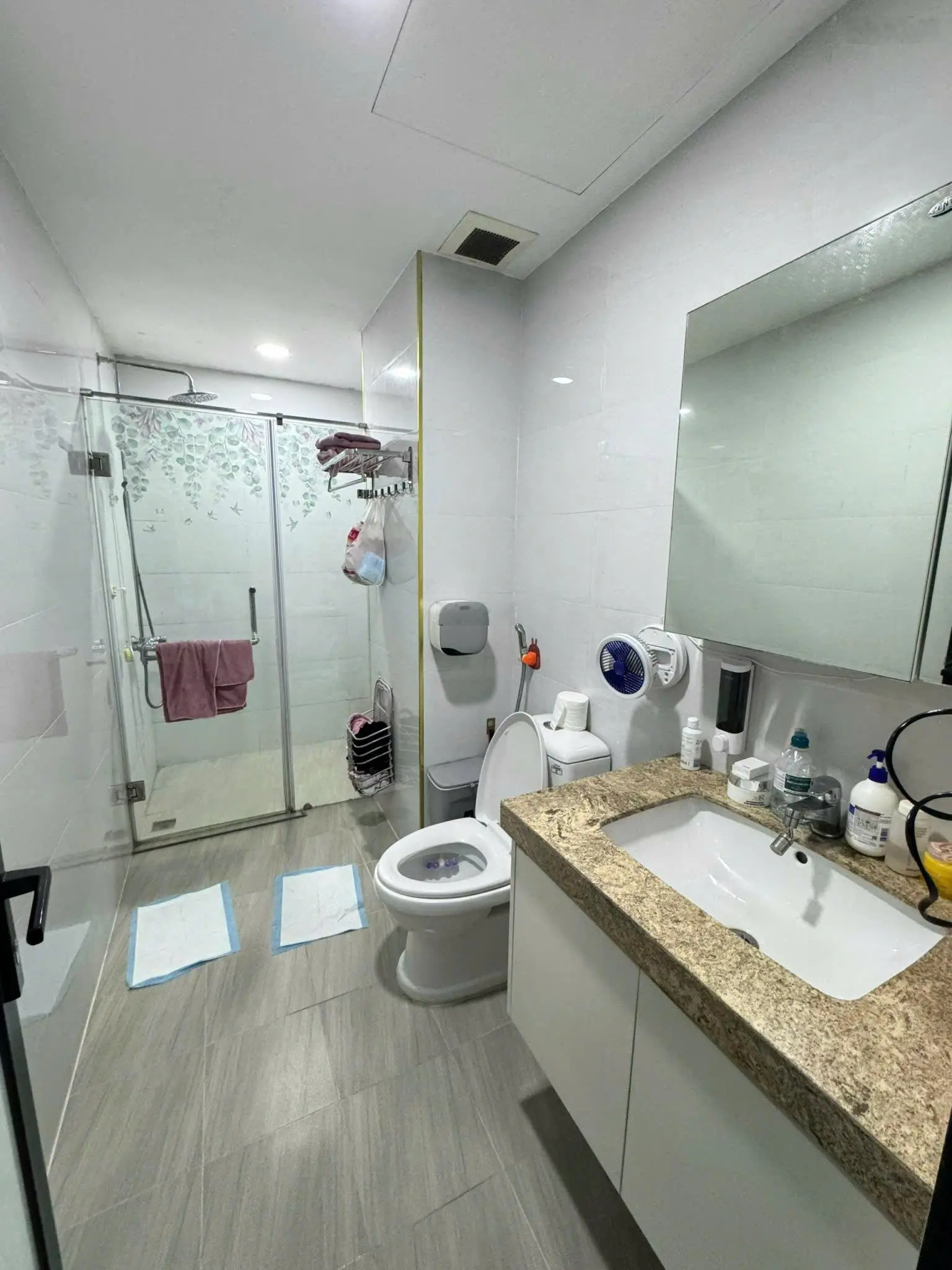 Bán chung cư 3 ngủ 130m2 toà CT2 The Light Trung Văn, đầy đủ đồ giá 6,8 tỷ