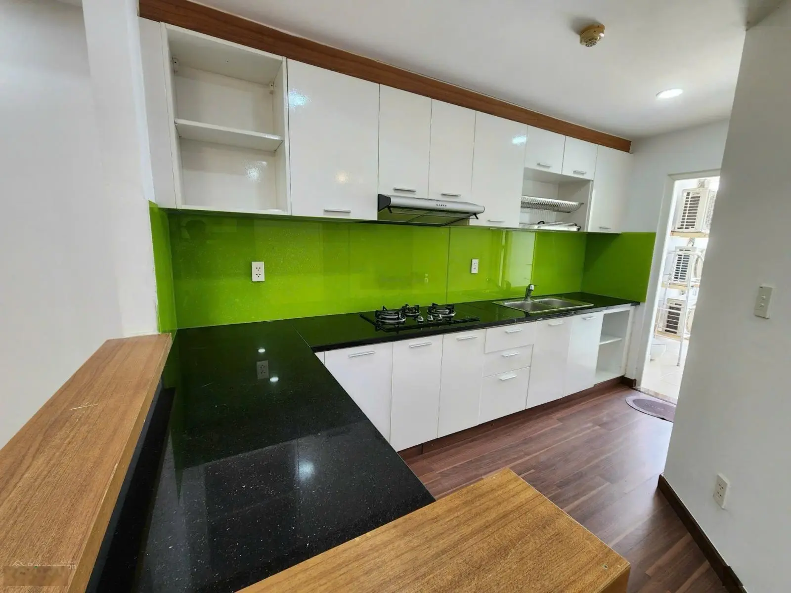 Bán gấp căn hộ Ruby Garden Quận Tân Bình 90,5m2 sổ hồng chính chủ