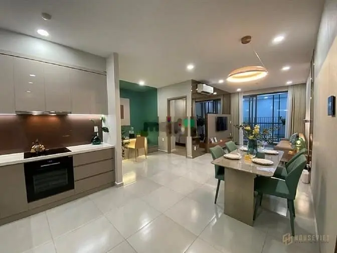Bán gấp căn hộ MT Eastmark City, góc tầng 14, 3PN=100m2 chỉ 39,6tr/m2