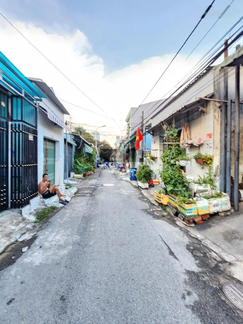 Nhà mặt tiền đường Lái Thiêu, cách QL13 300m