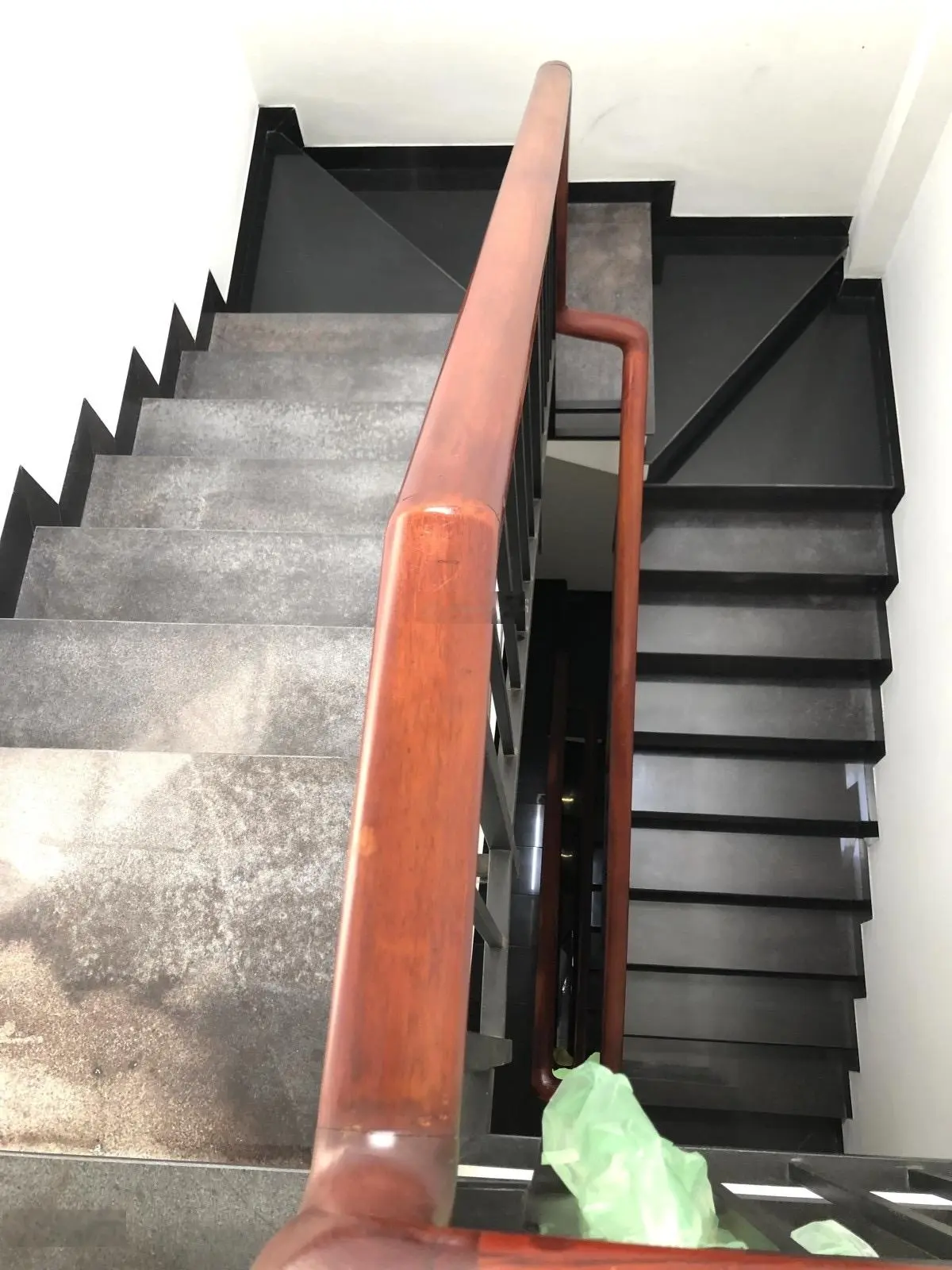 Nhà biệt thự cần bán đường số 15 hiệp bình chánh kdc sông đà 4tầng,4pn,4wc dt:10x24 chỉ 18tỷ