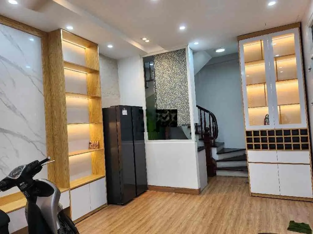 Ngõ 68 Phú Diễn , ôtô tránh , 5 tầng , kinh doanh , chào 5,786 tỷ c