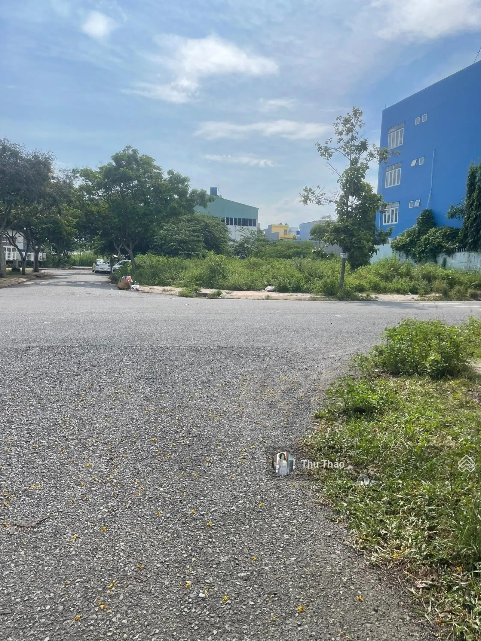 Bán nhanh gấp lô đất MT Nguyễn Thị Định, Phú Hưng, Bến Tre, 125m2, nằm gần THPT Bến Tre, SHR