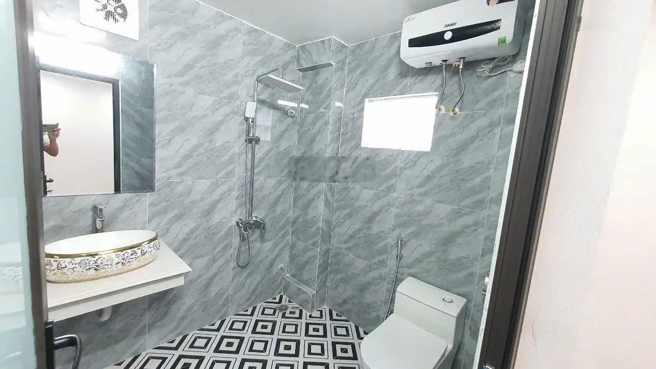 Hot - RẺ NHẤT KHU VỰC, CHUNG CƯ KĐT ĐỊNH CÔNG 65M, 2 NGỦ, giá 3 tỷ