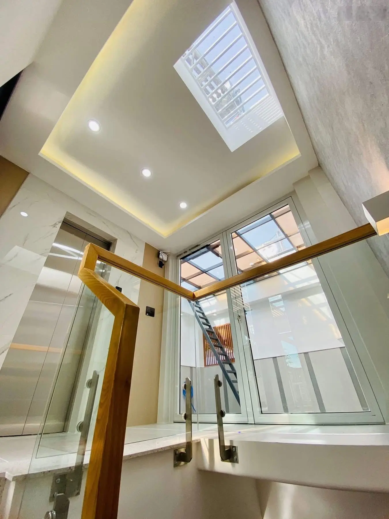 Nhà đẹp 80,6m2 cho thuê 28triệu/th. Nguyễn Đăng Giai - Thảo Điền - Q2, gần Vincom Thảo Điền