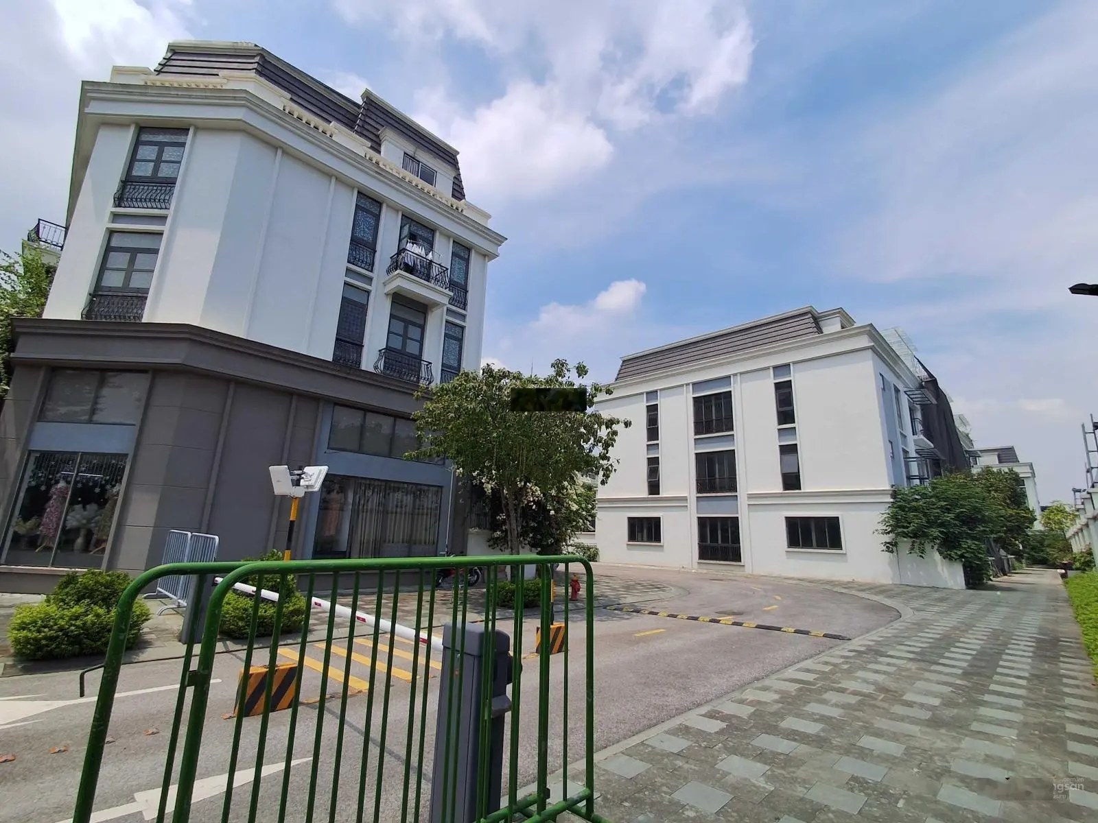 Chính chủ Bán Biệt thự LK khu ĐTM Hà Nội Garden city, Thạch Bàn, Long Biên. DT161m2, MT5.2m, 24 tỷ.