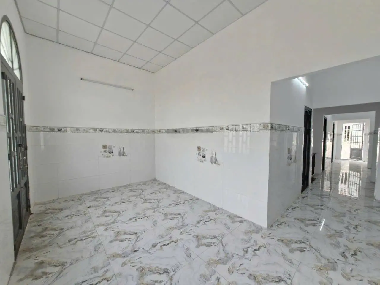Bán nhà riêng tại thị trấn Cần Giuộc, 3 tỷ vnd, 90m2, 4 pn, 2 pt