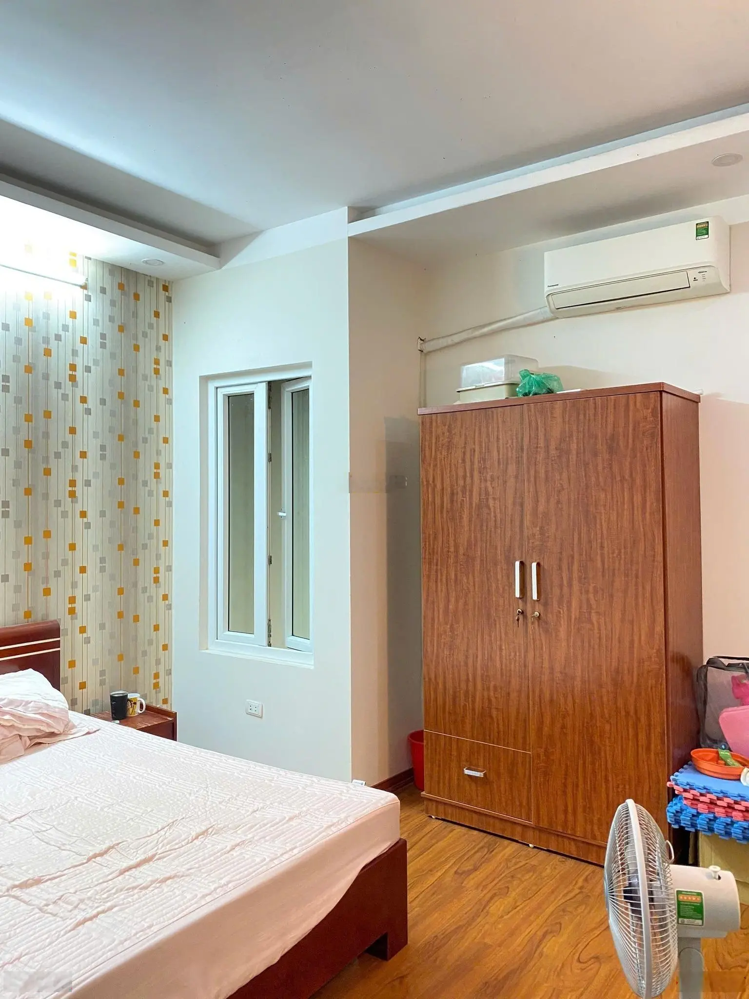 Bán nhà Trần Duy Hưng gần phố - trước nhà rộng 3m - 40m2 5 tầng 4 ngủ nhà mới đẹp ở luôn hơn 11 tỷ