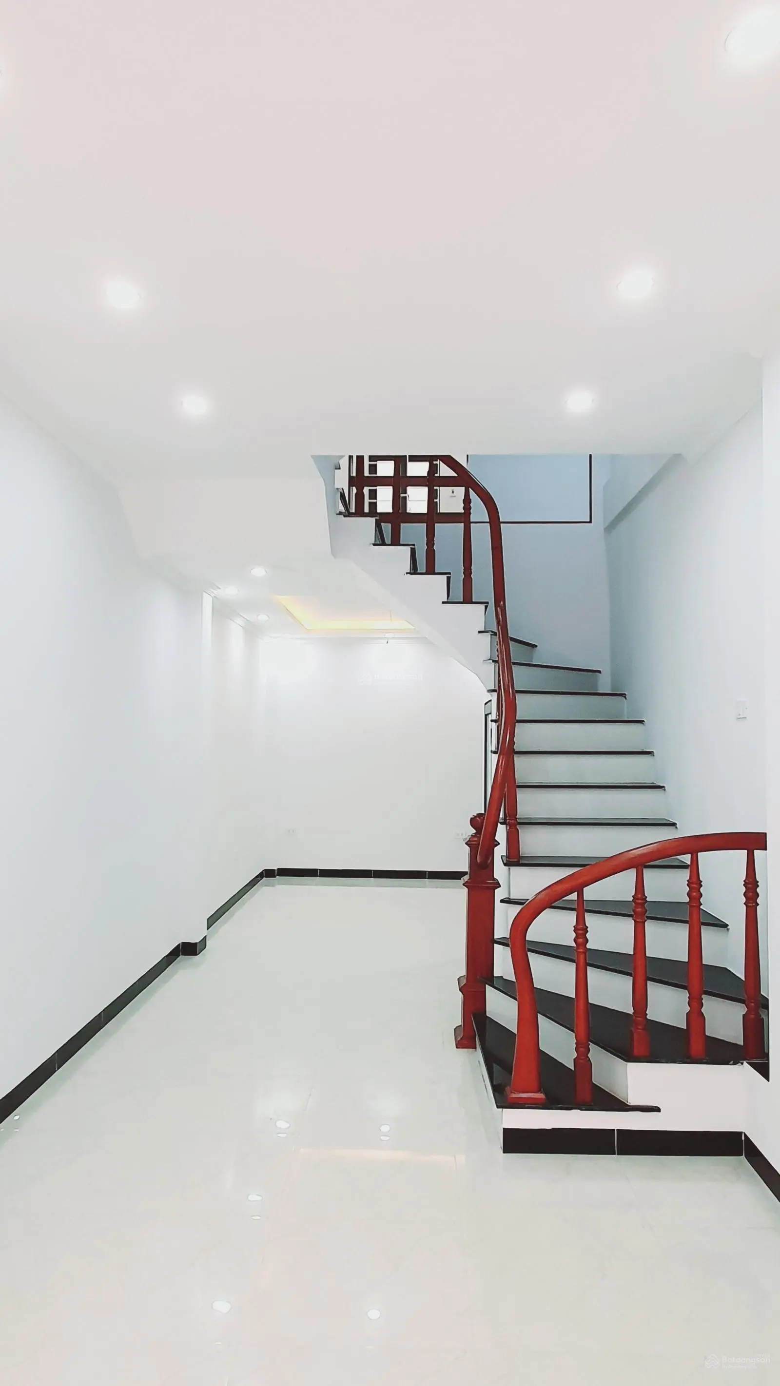 Bán hộ anh trai nhà 4 tầng hàng xóm khu đô thị Hinode Kim Chung, 4 tầng 33m2 - giá chỉ 3 tỷ 98