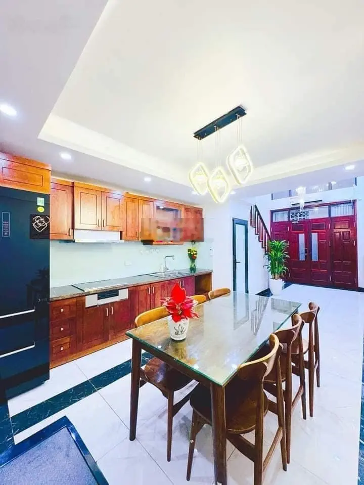 Nhỉnh 8tỷ có nhà phân lô Cầu Giấy ô tô đỗ của kinh doanh siêu đỉnh DT 40m2, 5tầng, 0945 453 ***