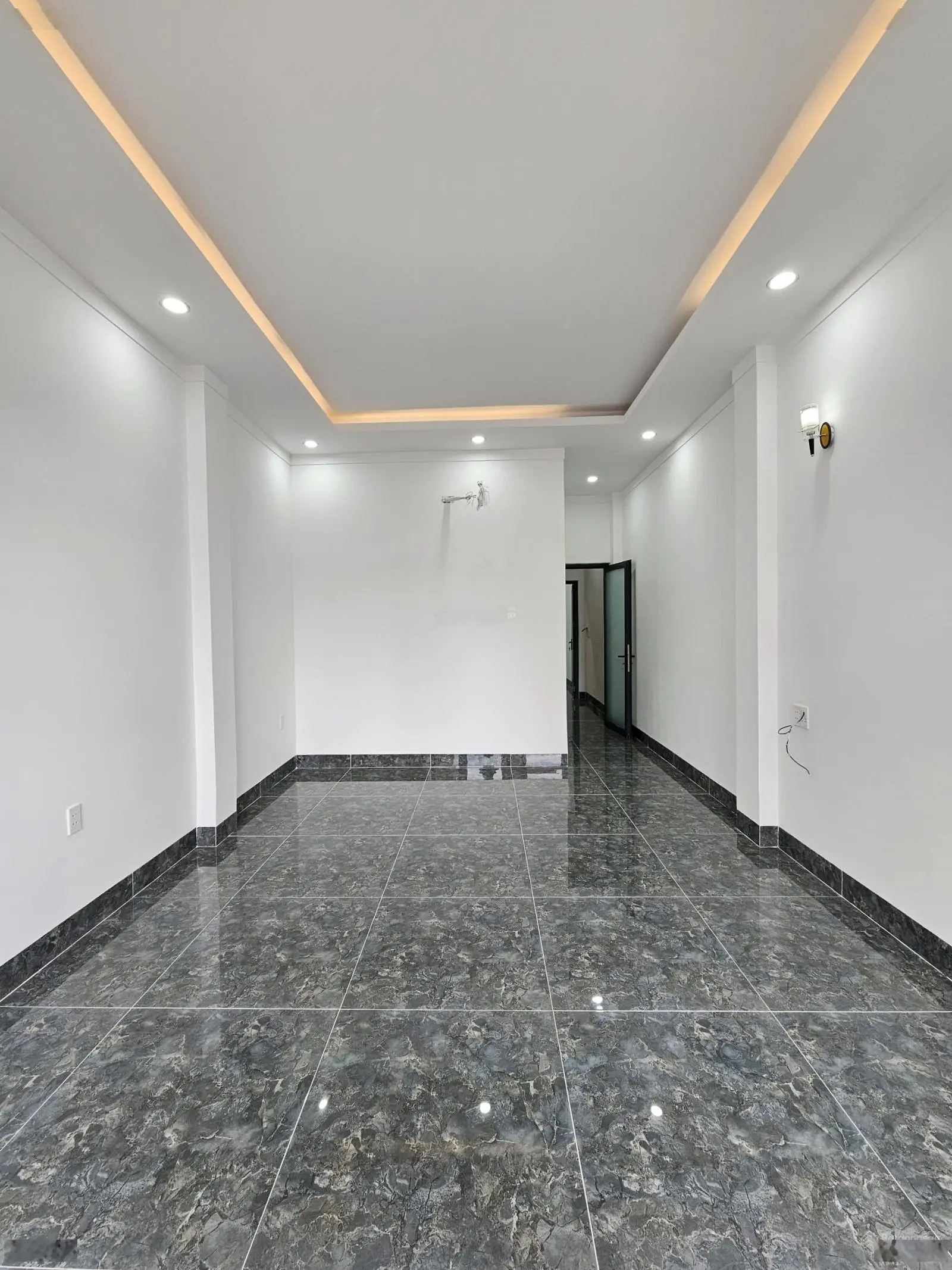 3 tỷ 750 Bán nhà 1 trệt 2 lầu KDC ĐẸP P.Thuận Giao, TP.Thuận An