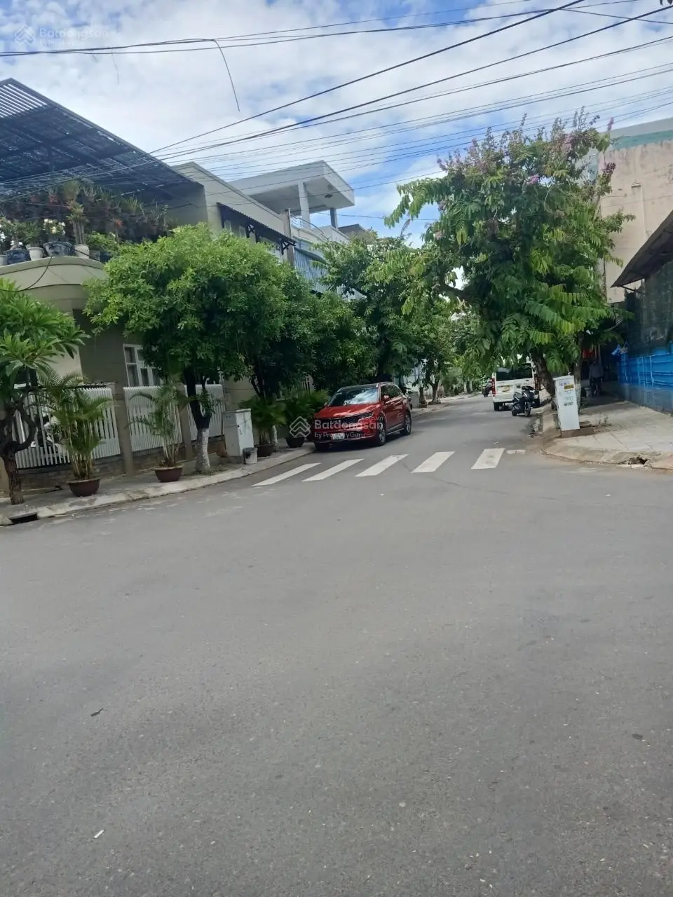 Nhà mặt tiền NB Nguyễn Thiếp ngay bên cầu đi bộ Nguyễn Văn Trỗi