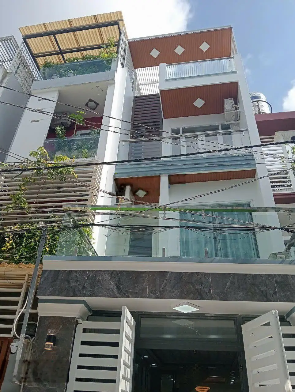 Bán nhà oto ngủ trong nhà. Hẻm 1806 Huỳnh Tấn Phát, Nhà Bè chỉ 6.5 tỷ