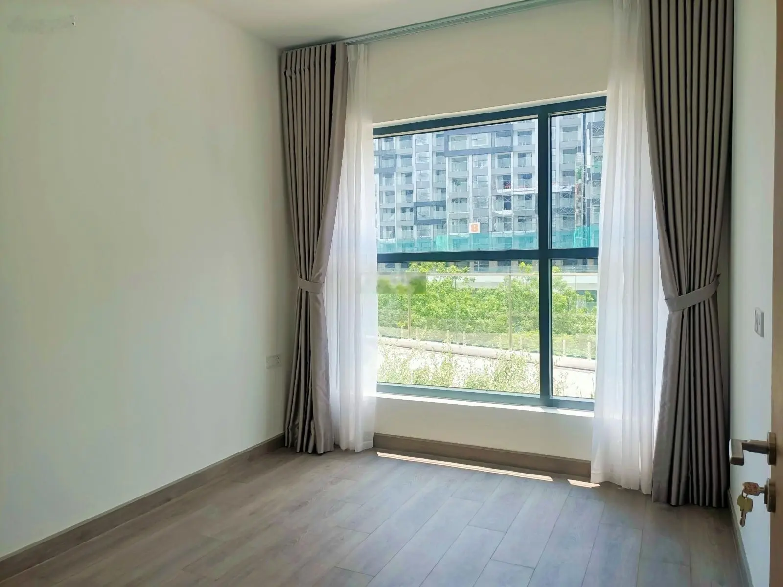 Diamond Alnata chủ kẹt tiền bán gấp căn 2PN - 2WC 88m2, nhà đón gió, mới tinh, nhận nhà ở ngay