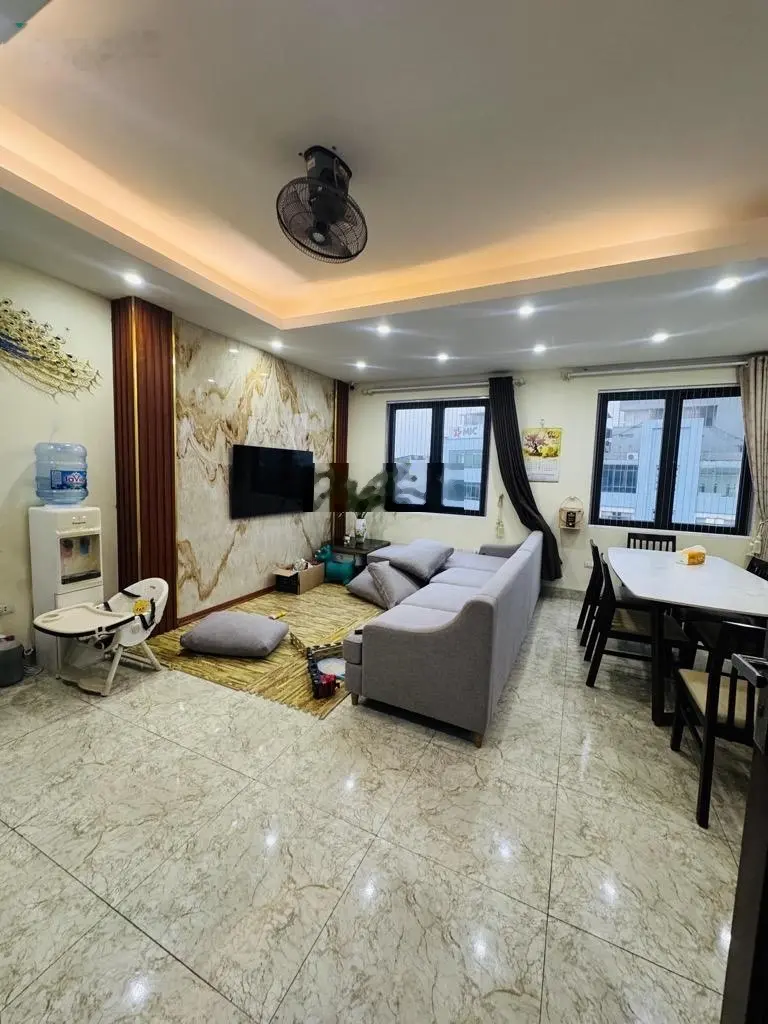 Phân lô Đền Lừ - Gara ô tô - Thang máy mới - Full nội thất - Ngõ thông kinh doanh.