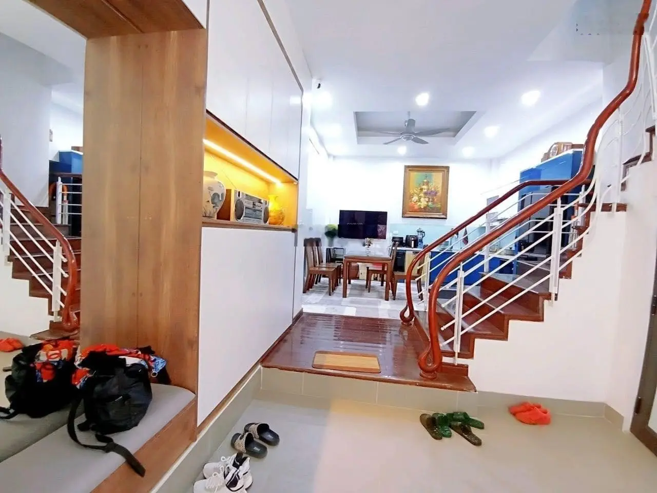 Bán siêu phẩm khu Xuân Đỉnh vị trí đẹp - ô tô tránh - buôn bán - kinh doanh - văn phòng - chỉ 15 tỷ