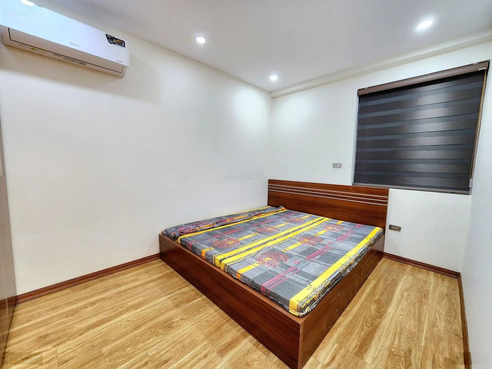 Bán 10 căn chung cư Hoàng Gia đường Hồ Ngọc Lân Kinh Bắc - TP Bắc Ninh giá chỉ hơn 1 tỷ