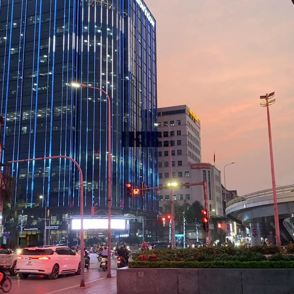 Phạm Ngọc Thạch - trung tâm Đống Đa - vô vàn tiện ích - kinh doanh - ngõ thông - ô tô tránh