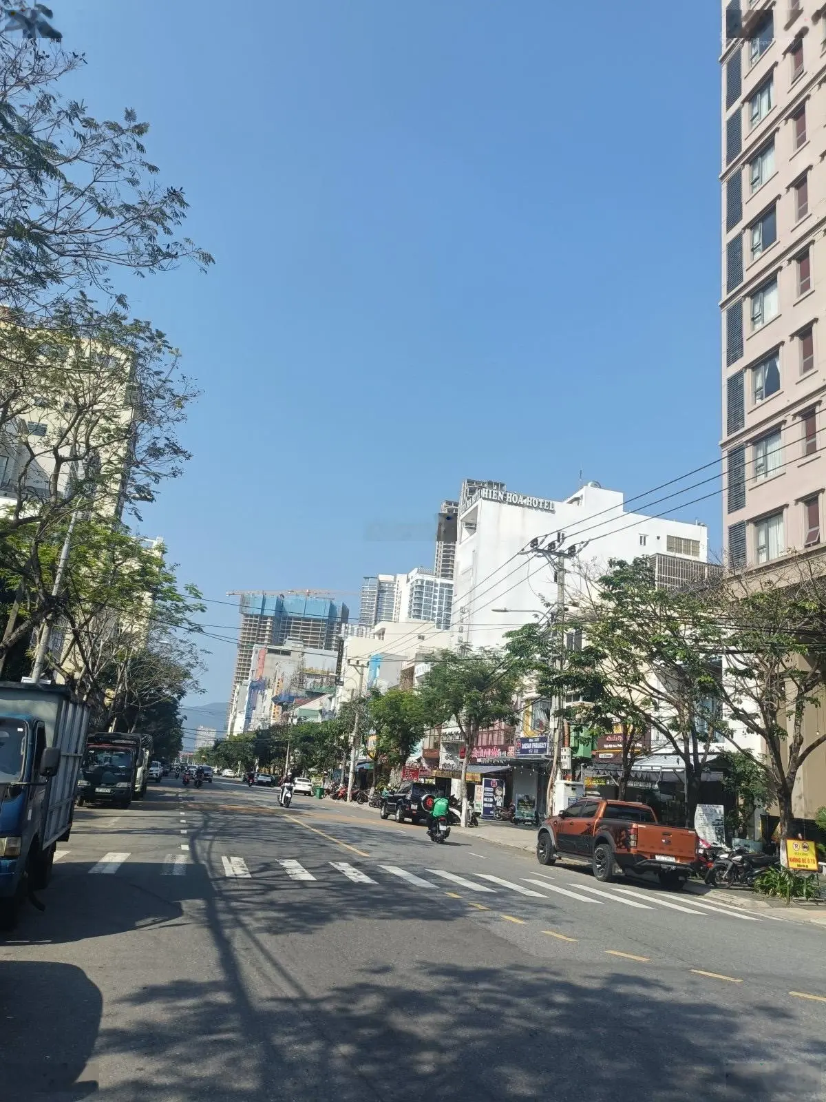 Hot nhà kiệt ô tô Lý Thường Kiệt, chỉ nhỉnh nhẹ 3 tỷ
