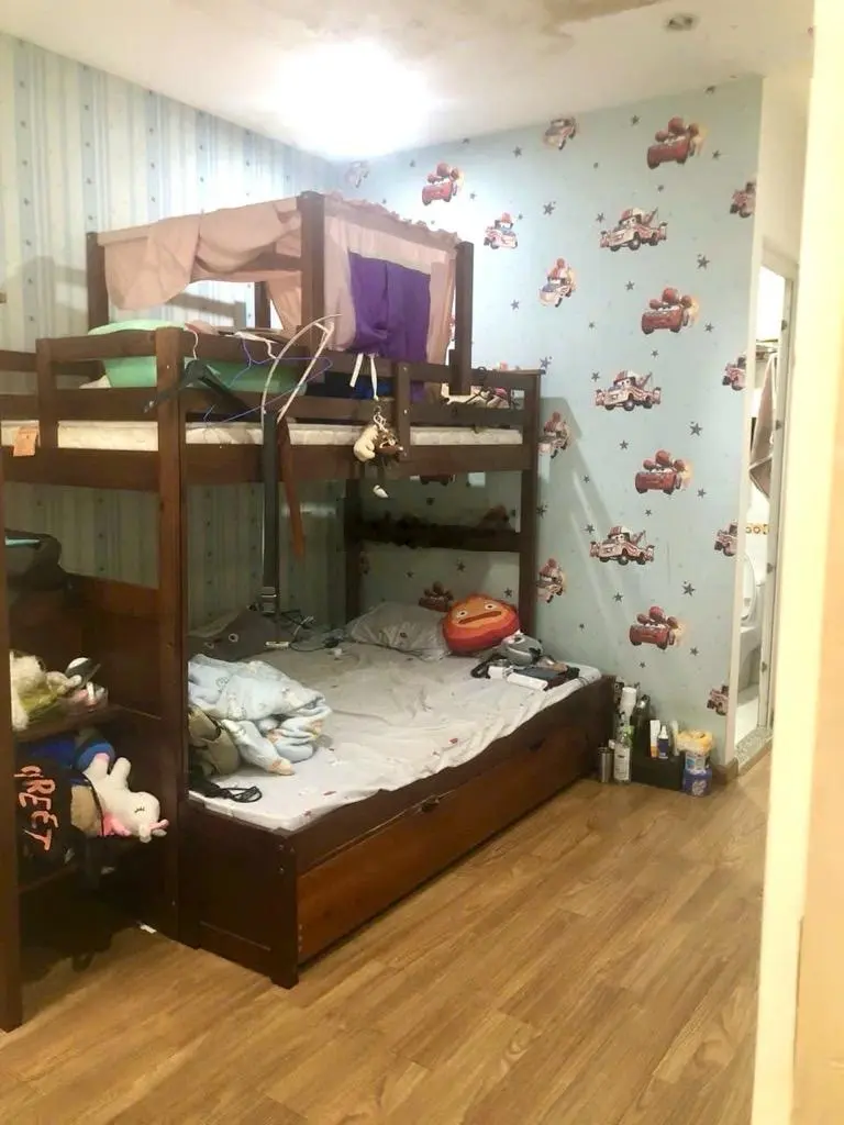 Nhà lô nhì, HXH đường 36 Tân Quy Q7: 1 trệt 3 lầu, ST, 4*17m, 11,99 tỷ, giá chốt: Thương lượng, SHR