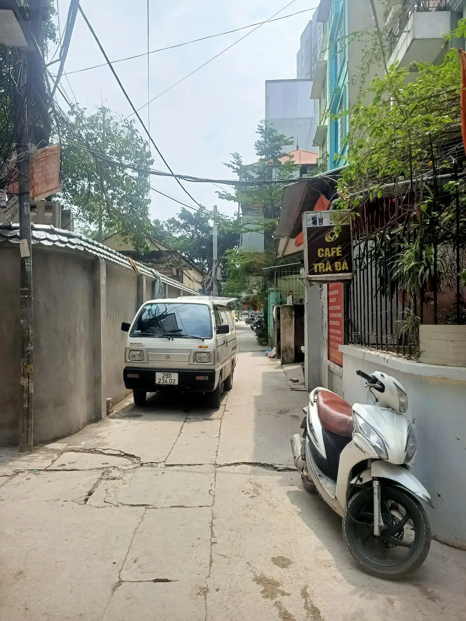 10.5 tỷ - 82m2 xây 4 tầng - Ô tô 7 chỗ vào nhà - Lô góc kinh doanh - giá bán gấp