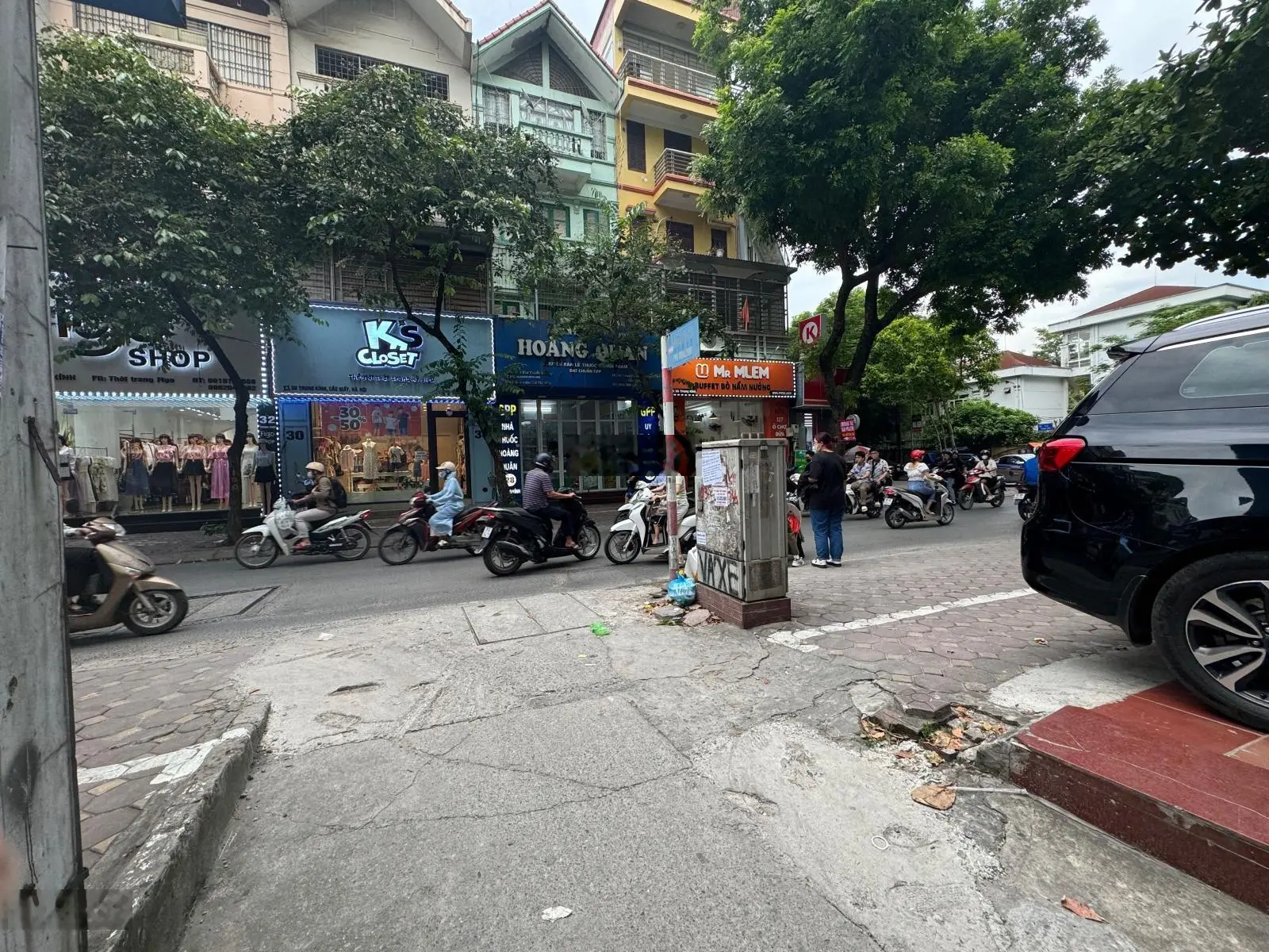 bán nhà trung kính cách mặt phố 50m ( sổ nét căng)