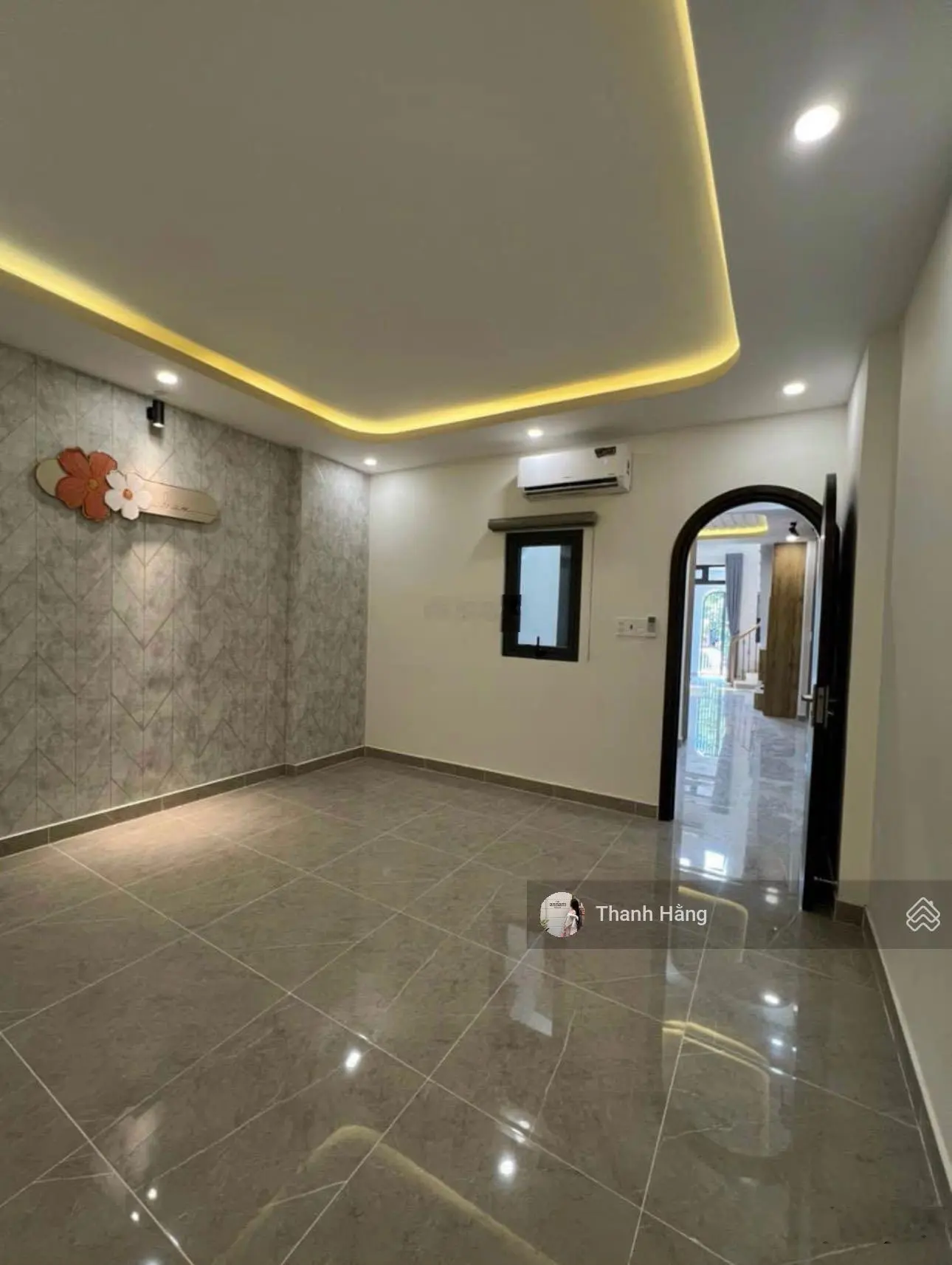 Bán gấp nhà Trần Thái Tông, Q. TB, DT 54m2, GIÁ 2TỶ780TR