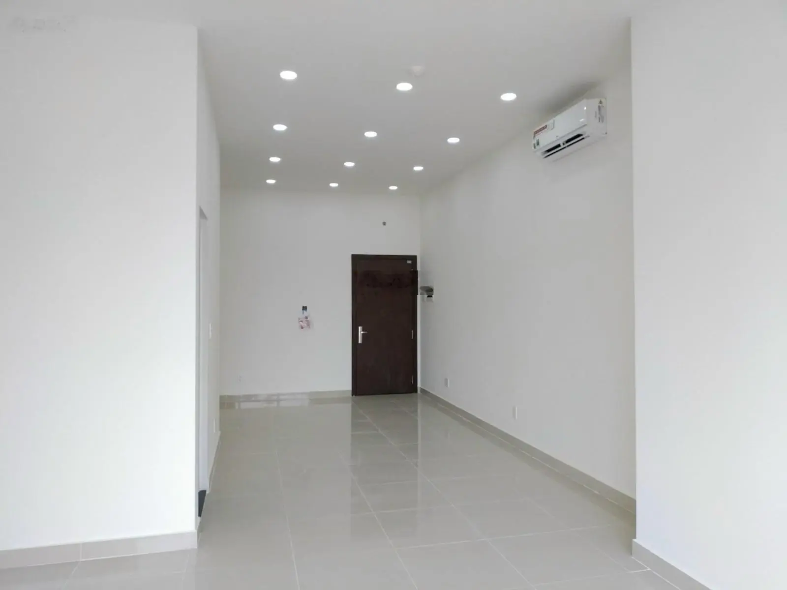 Officetel 44m2 cần bán nhanh dự án The Sun Avenue
