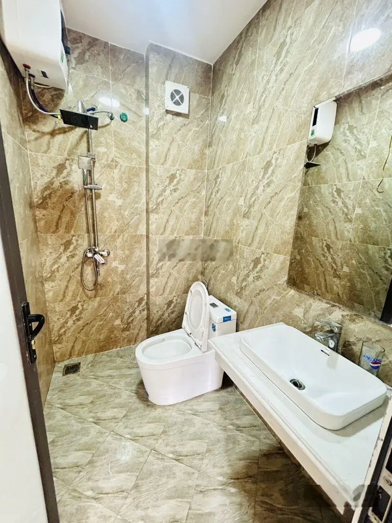 Siêu phẩm hoàng mai, lô góc 2 thoáng vĩnh viễn, cách ô tô 20m