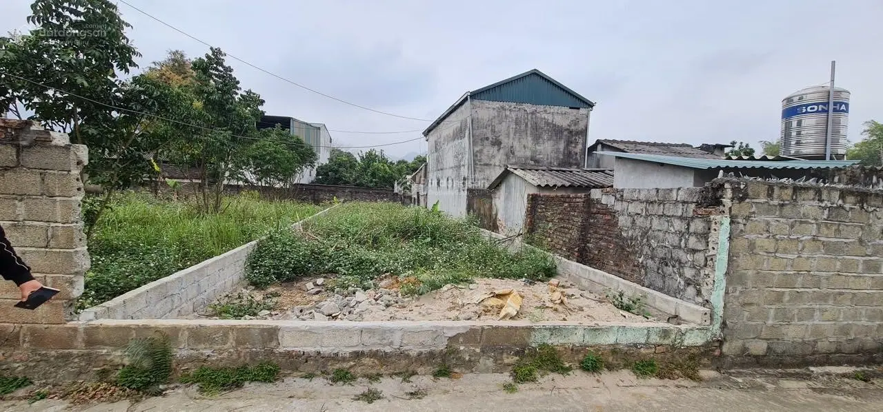 Cần bán 118,5m2 đất thổ cư 2 mặt tiền giá siêu rẻ tại TP Hòa Bình, Hòa Bình