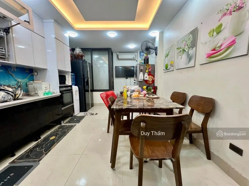Bán nhà phân lô | thang máy | ô tô đỗ cửa | vỉa hè rộng | nhà tự xây chắc chắn