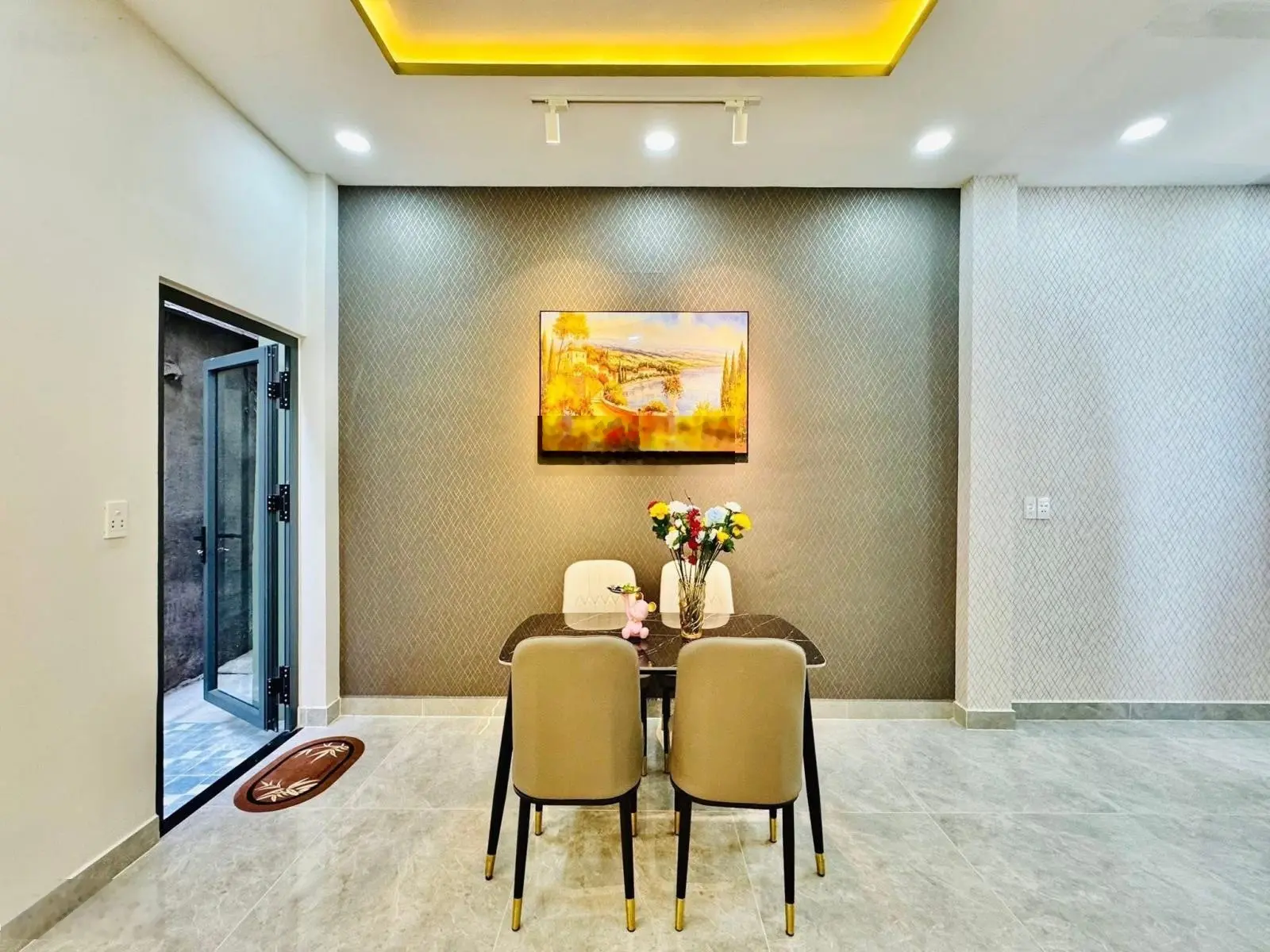Ngân hàng thanh lý nhà 4 x 20m đúc 4 tầng - ngay mặt tiền tỉnh lộ 10 tiện kinh doanh buôn bán