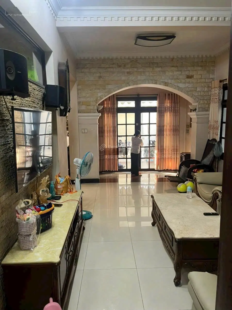 Bán gấp biệt thự , DT : 172m2 tại Dân Chủ, Hiệp Phú, Q9, 21 tỷ