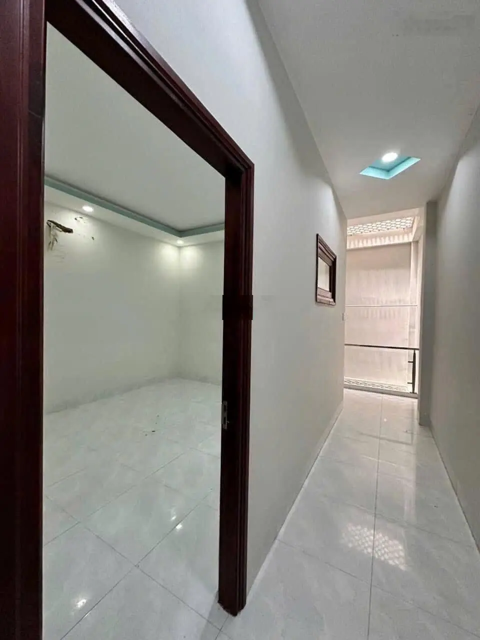 Bán nhà lầu mặt tiền đường Nhựa - KDC Hùng Vương - TP Phan Thiết