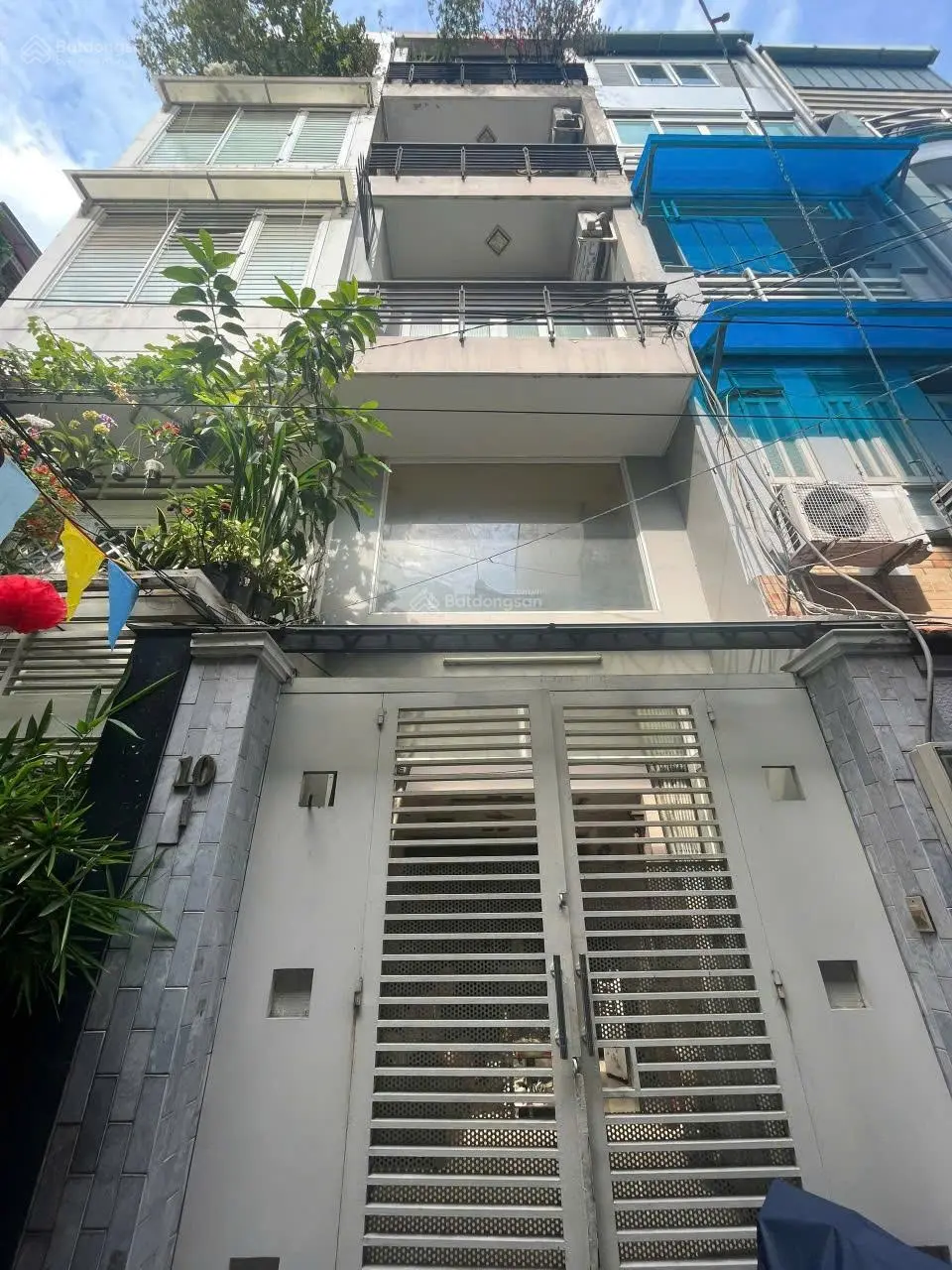 Bán nhà ngay hẻm xe tải Nguyễn Thiện Thuât, Quận 3 - DT : 3,6 x 12 , 1T 3L ST, giá 7,5 tỷ TL