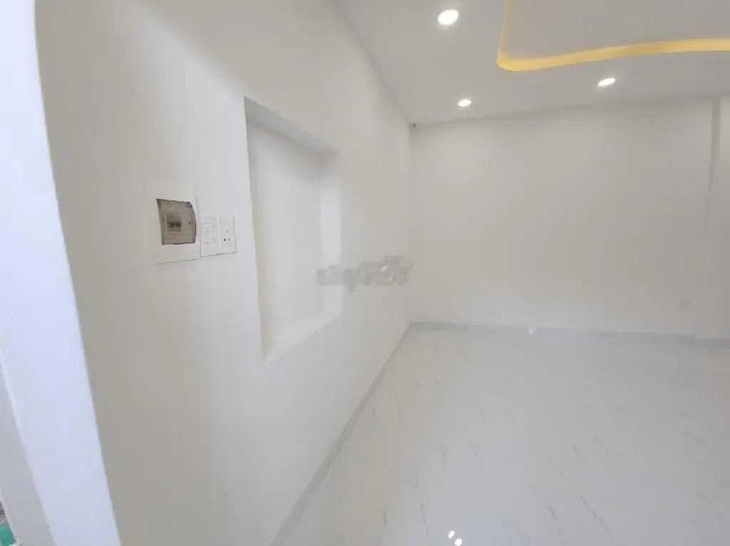 Bán nhà ngay Cầu vượt Linh Xuân, HXH, 50m2, chỉ 3 tỷ, vào ở ngay