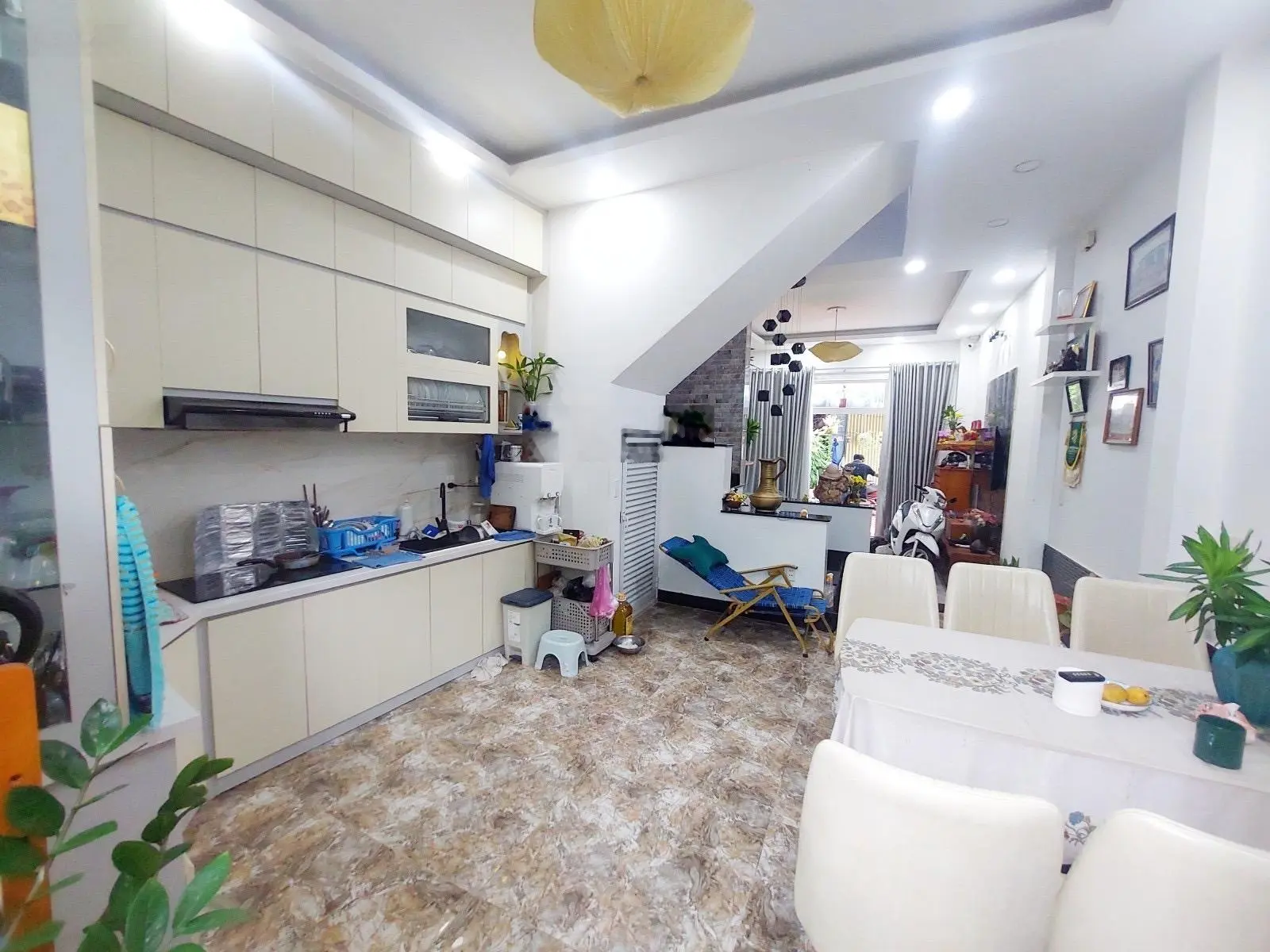 Lã xuân oai-tăng nhơn phú a - q9 - nhà đẹp ở ngay - đường rộng 6m xe hơi đổ cửa - 53m2. chỉ 5,1 tỷ