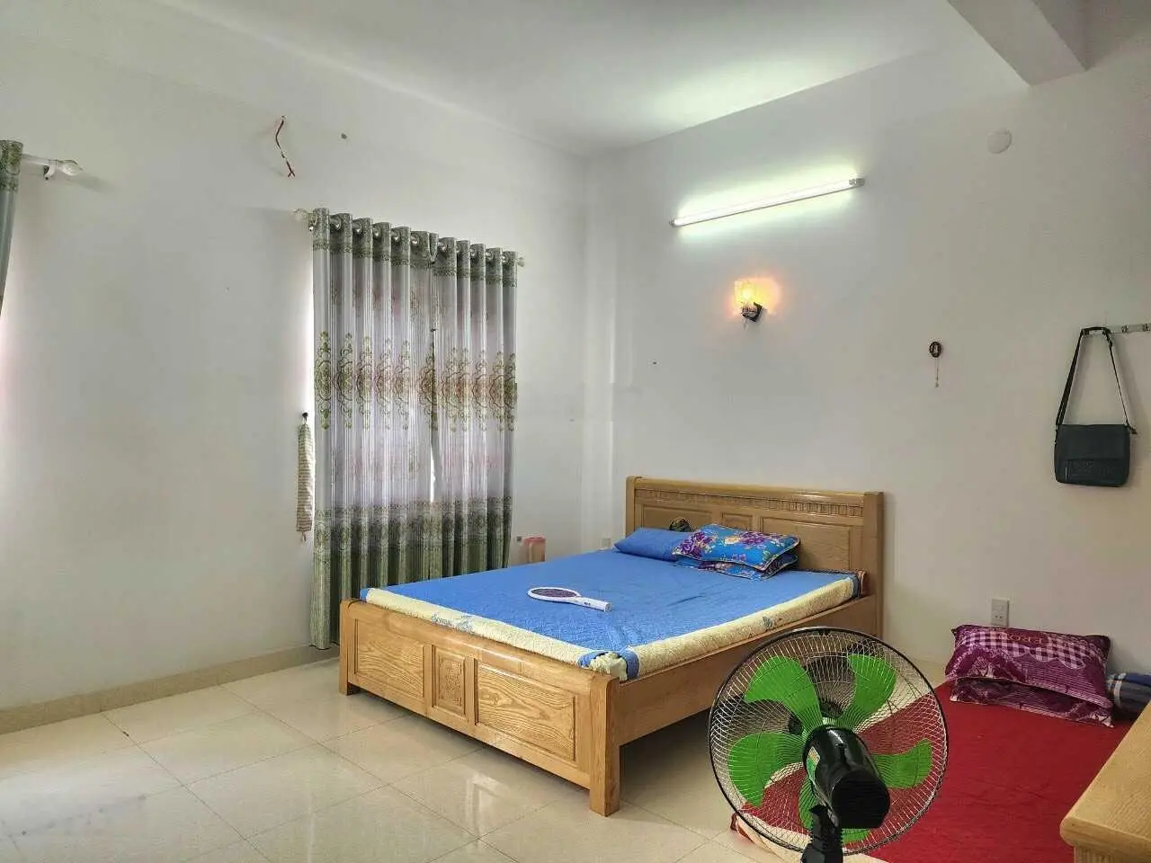 Nhà KĐT An Bình Tân Nha Trang có sổ hoàn công nhà 3 tầng, giá 5,5 tỷ thương lượng