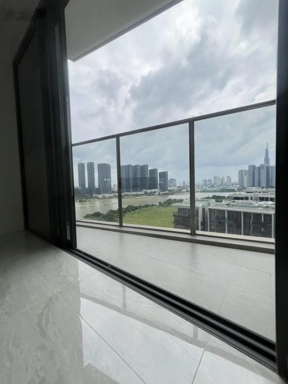 Căn hộ The Opera Residence giá siêu tốt tầng cao chỉ 15,8 tỷ VND tại trung tâm Thủ Thiêm