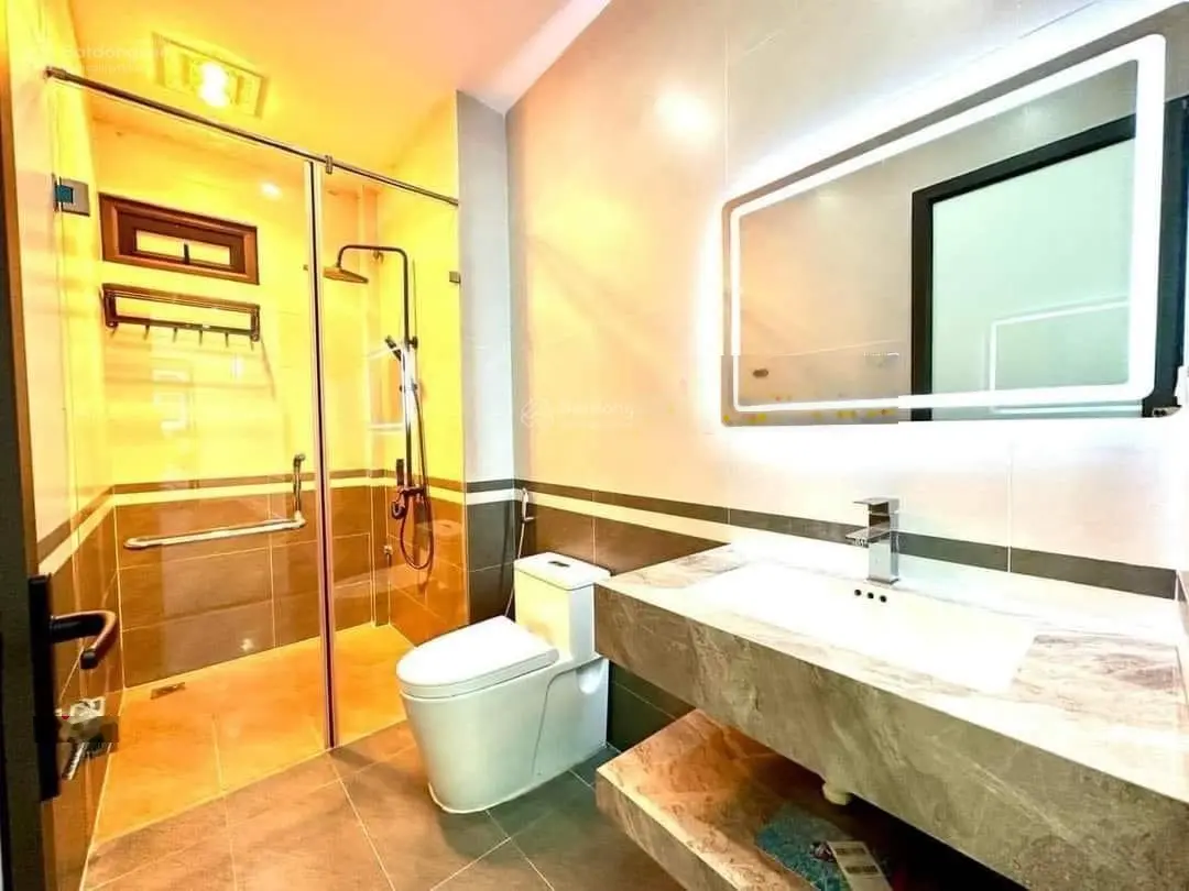 Bán nhà Vĩnh Tuy lô góc 30m2x5tầng, giá 5,2tỷ. Ô tô qua nhà, 20m ô tô tránh, gần UDIC, Time City