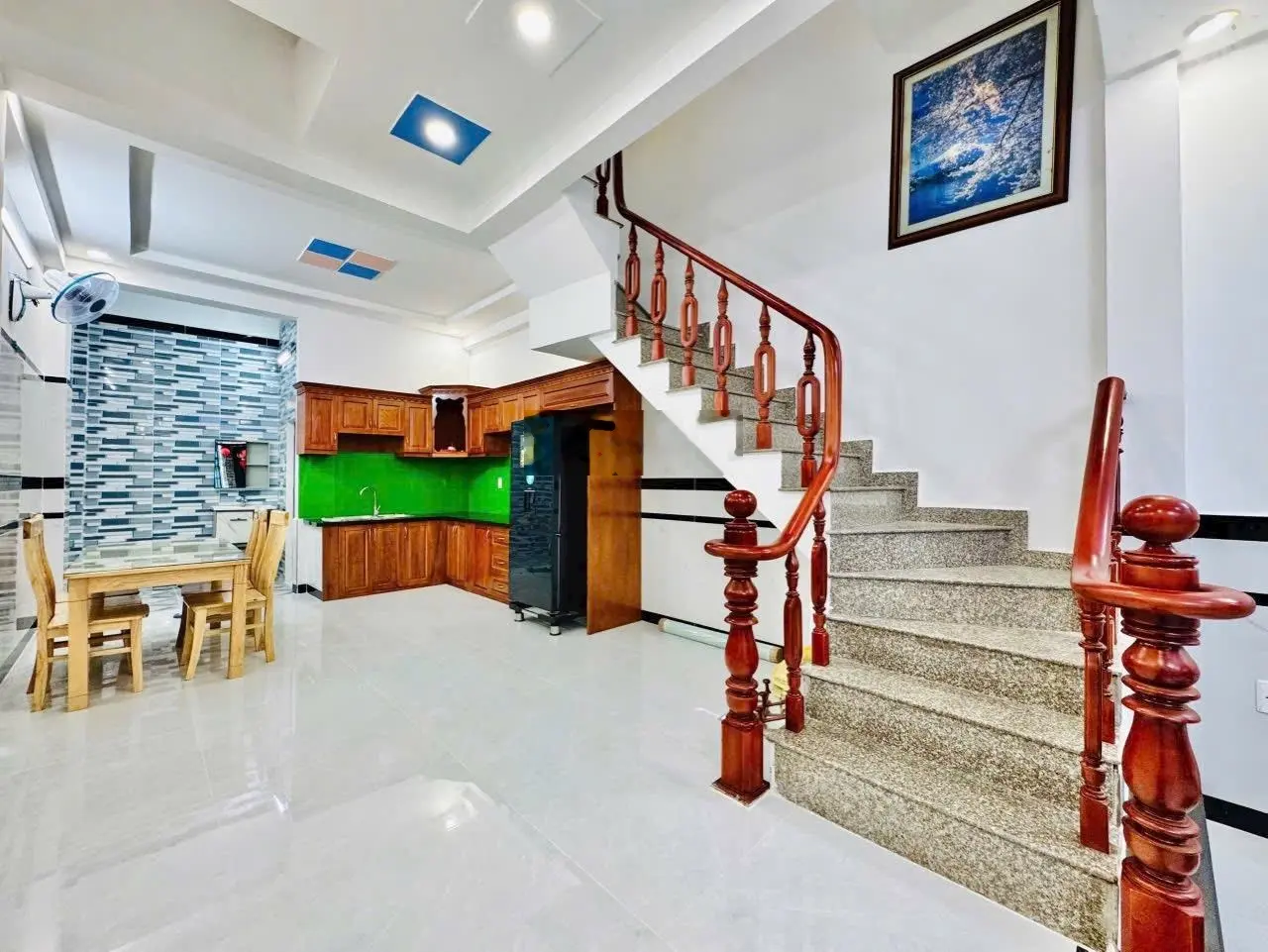 GIÁ CHỐT 2Tỷ250triệu Nhà Thủ Đức 60m2, nằm giữa Giga Mall và Vạn Phúc City