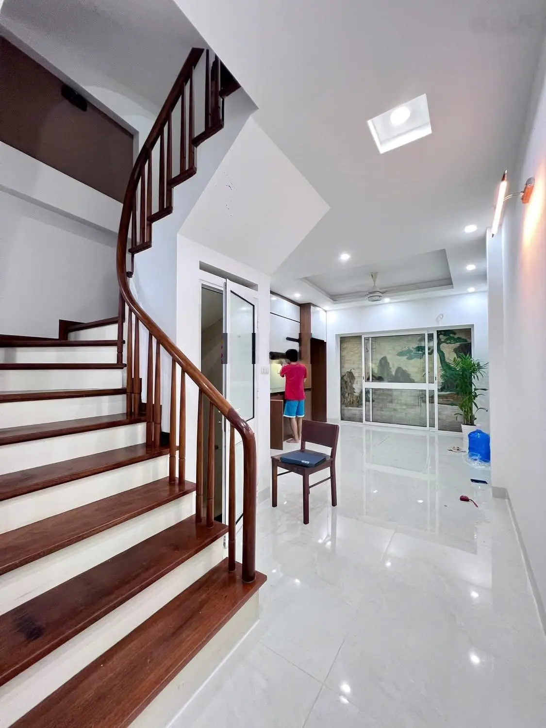 Mặt tiền rộng, ô tô đỗ, nhà đẹp Vạn Phúc, Hà Đông. DT 40m2, 4 tầng, MT 5m, giá chỉ 7,5 tỷ